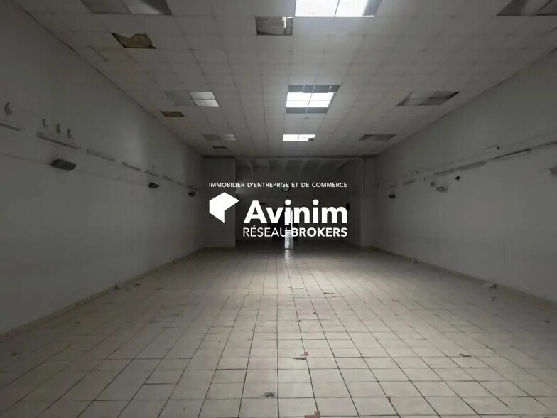 Industrial in Saint-Denis for lease - Interior Photo - Image 1 of 2