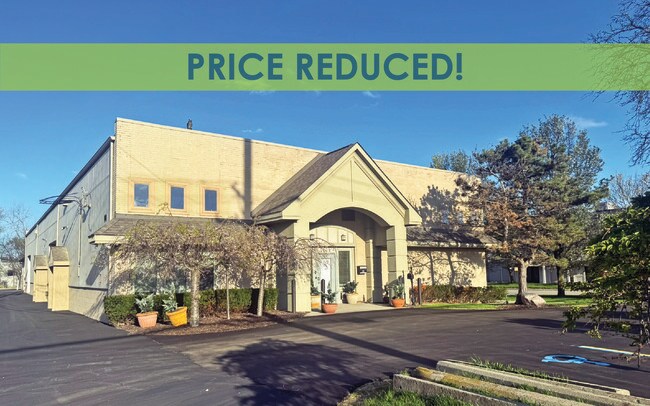 Plus de détails pour 1438 N Crooks Rd, Clawson, MI - Industriel à vendre