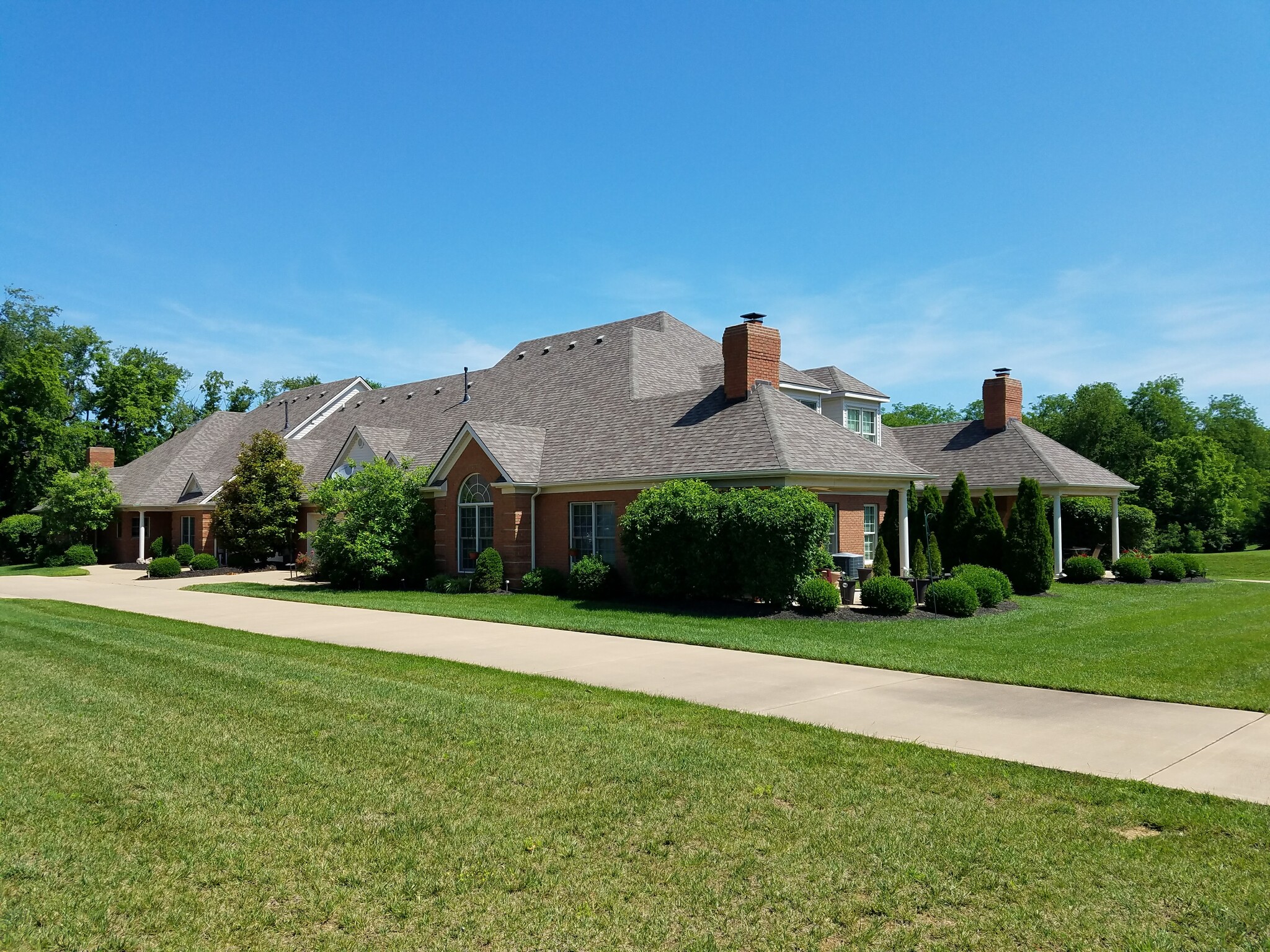 Sugartree Lane, Versailles, KY for sale Building Photo- Image 1 of 1