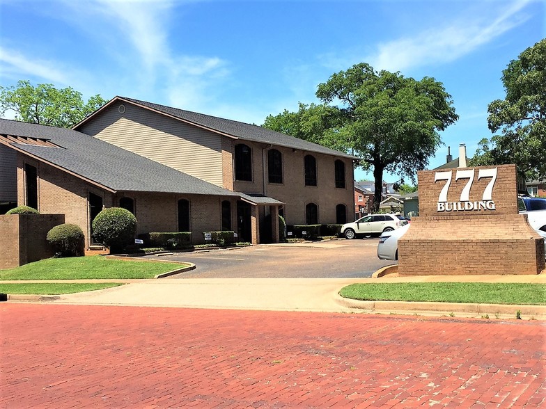 777 S Broadway, Tyler, TX for sale - Building Photo - Image 1 of 1