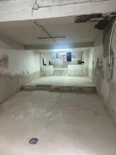 Retail in Madrid, Madrid for lease Interior Photo- Image 2 of 5