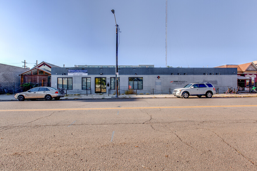 2347-2353 Curtis St, Denver, CO for lease - Building Photo - Image 2 of 20