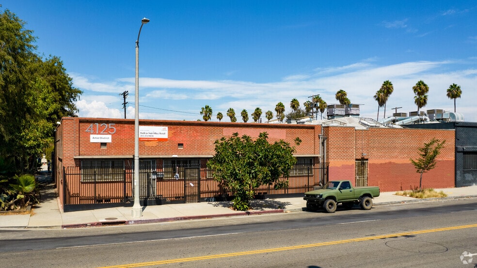 4125 W Jefferson Blvd, Los Angeles, CA for lease - Building Photo - Image 2 of 8