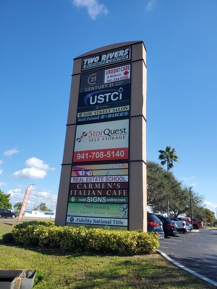 2840 Manatee Ave E, Bradenton, FL for sale - Building Photo - Image 3 of 8