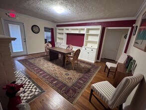 1002 NE 1st St, Pompano Beach, FL for lease Interior Photo- Image 2 of 11