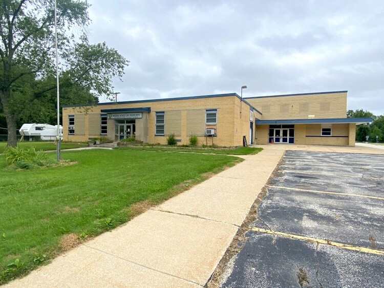 4653 Bailey Bridge Rd, Midland, MI à vendre - Photo du bâtiment - Image 2 de 2