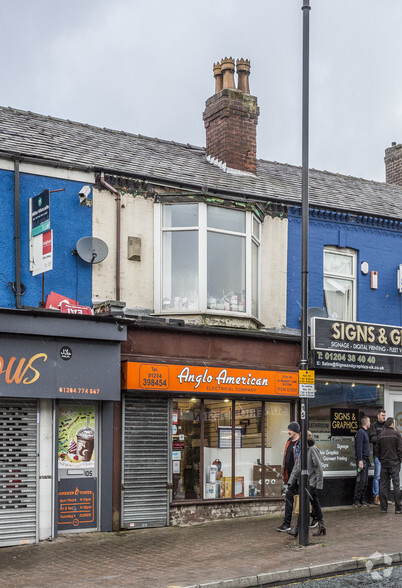 105 Tonge Moor Rd, Bolton for sale - Primary Photo - Image 1 of 1