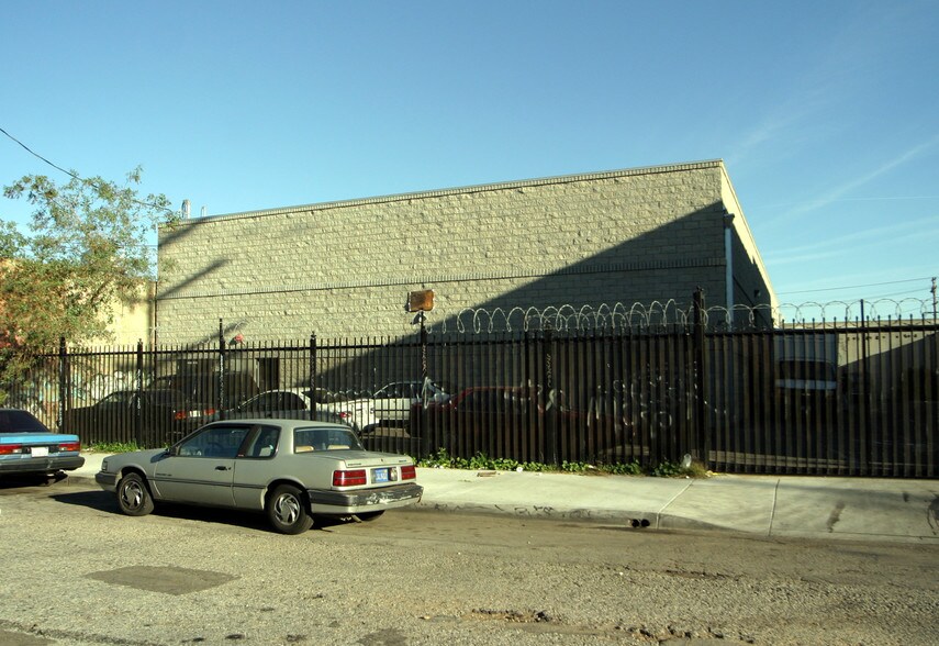 3119-3121 S Main St, Los Angeles, CA à louer - Photo du bâtiment - Image 2 de 4