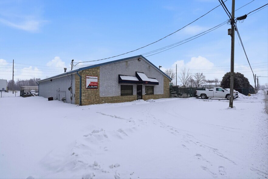 237 Curtis St, Delaware, OH à louer - Photo du bâtiment - Image 3 de 20