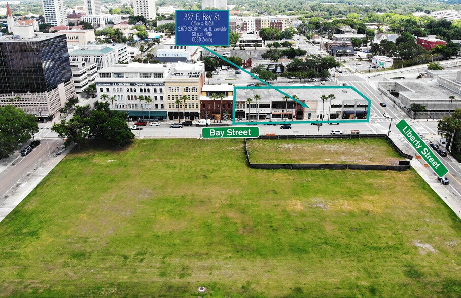 327-345 E Bay St, Jacksonville, FL à louer - Photo du bâtiment - Image 3 de 66