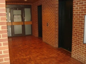 320 Executive Ct, Little Rock, AR for lease Interior Photo- Image 1 of 2