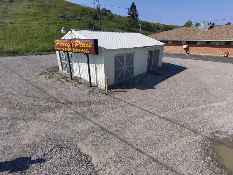 631 NE Main St, Lewistown, MT for sale - Building Photo - Image 3 of 10