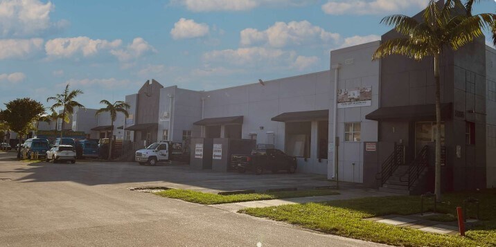 5065 NW 74th Ave, Miami, FL for lease - Building Photo - Image 2 of 3