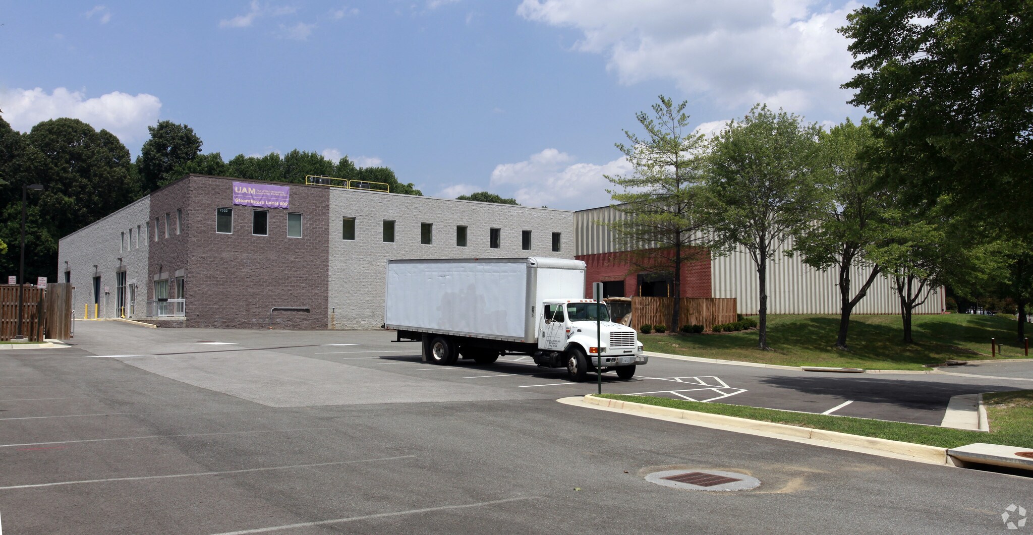 7552 Accotink Park Rd, Springfield, VA à vendre Photo principale- Image 1 de 23