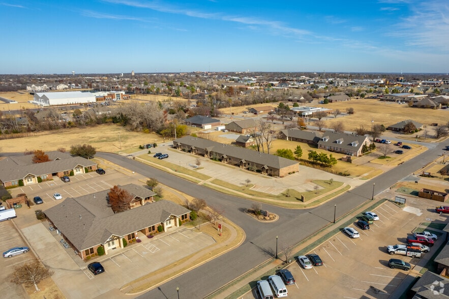 1716 Signal Ridge Dr, Edmond, OK for sale - Aerial - Image 3 of 21