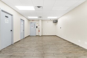 4401-4409 Wanda Ave, McAllen, TX à louer Photo intérieure- Image 2 de 19