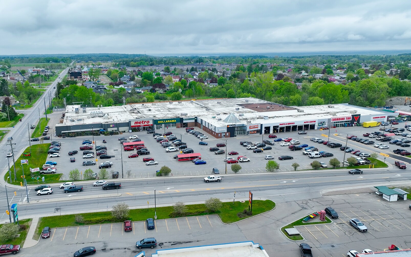 375 Daniel St S, Arnprior, ON for lease Primary Photo- Image 1 of 7