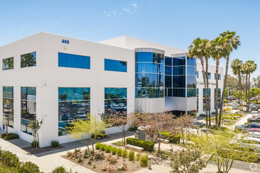 400 E Rincon St, Corona, CA for sale - Building Photo - Image 3 of 11
