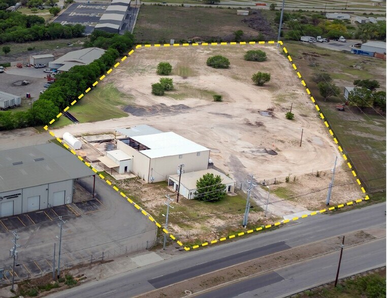 12825 Applewhite Rd, San Antonio, TX à vendre - Photo du bâtiment - Image 1 de 4