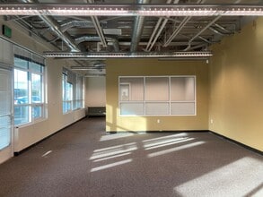 28 Liberty Ship Way, Sausalito, CA à louer Photo intérieure- Image 1 de 4