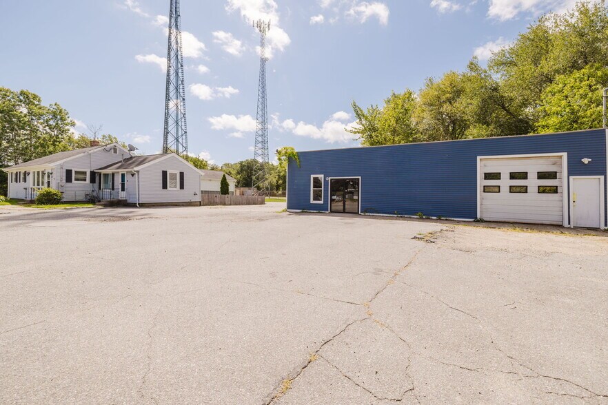 817 State Rd, Westport, MA for sale - Building Photo - Image 2 of 36