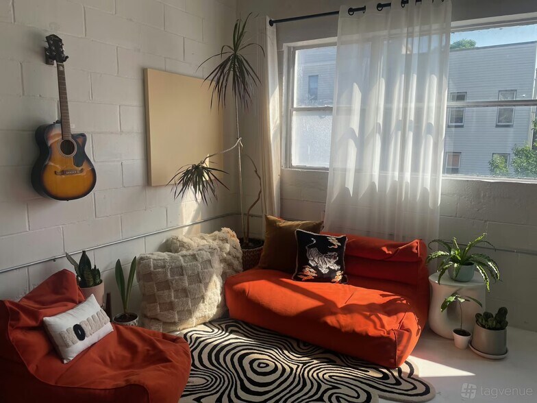 166A 22nd St, Brooklyn, NY à louer - Photo du bâtiment - Image 3 de 24