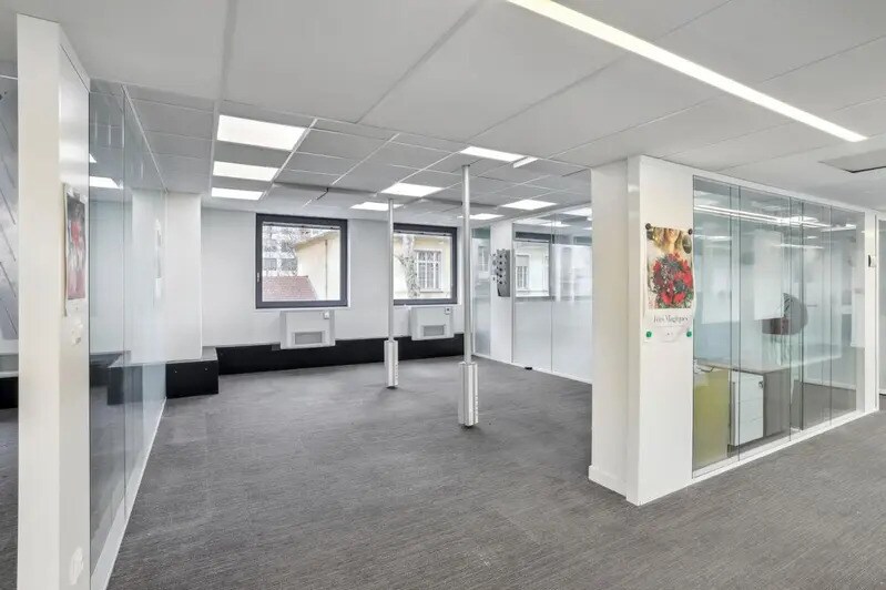 103 Avenue Maréchal De Saxe, Lyon for lease - Interior Photo - Image 2 of 17