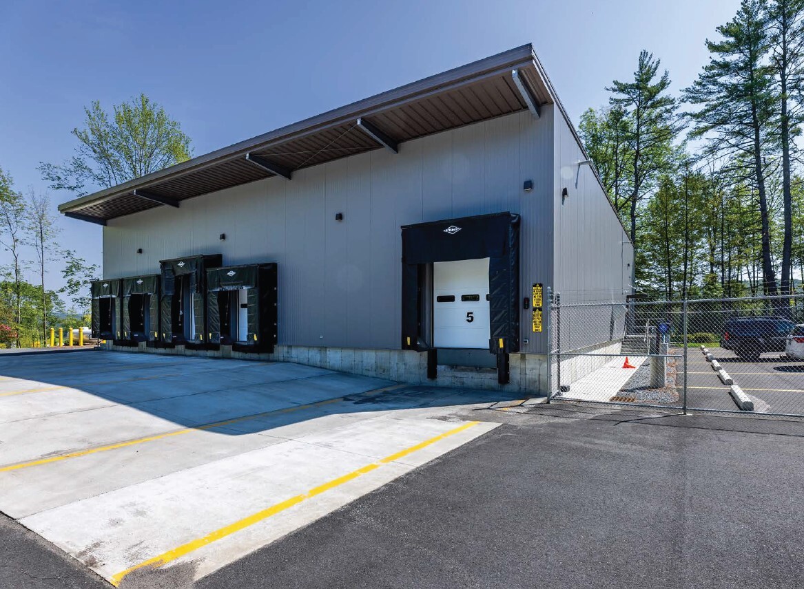 110 Airpark Rd, West Lebanon, NH for sale Primary Photo- Image 1 of 7