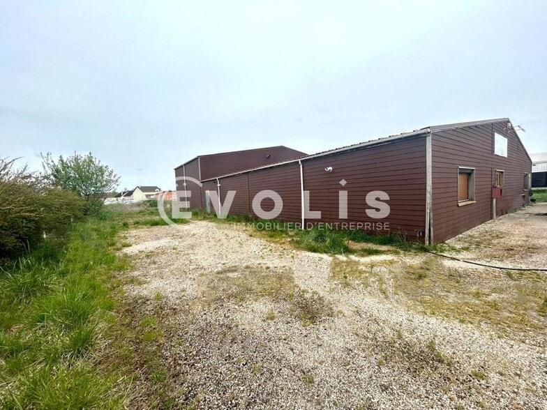 Flex in Varennes-sur-Seine for lease - Building Photo - Image 1 of 4
