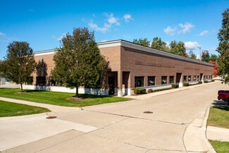 Plus de détails pour 16145-16185 Leone Dr, Macomb Township, MI - Industriel à louer