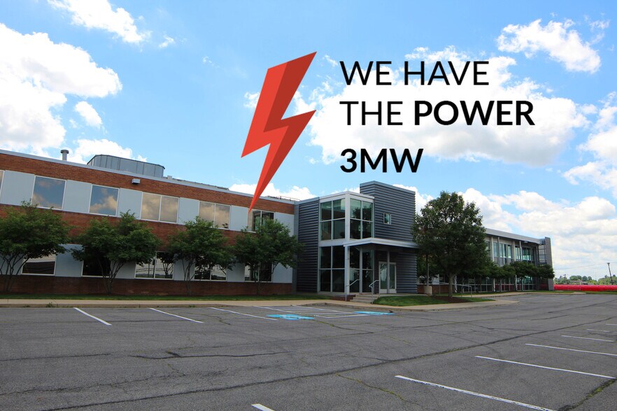 5400 Campbells Run Rd, Pittsburgh, PA à louer - Photo du bâtiment - Image 1 de 11