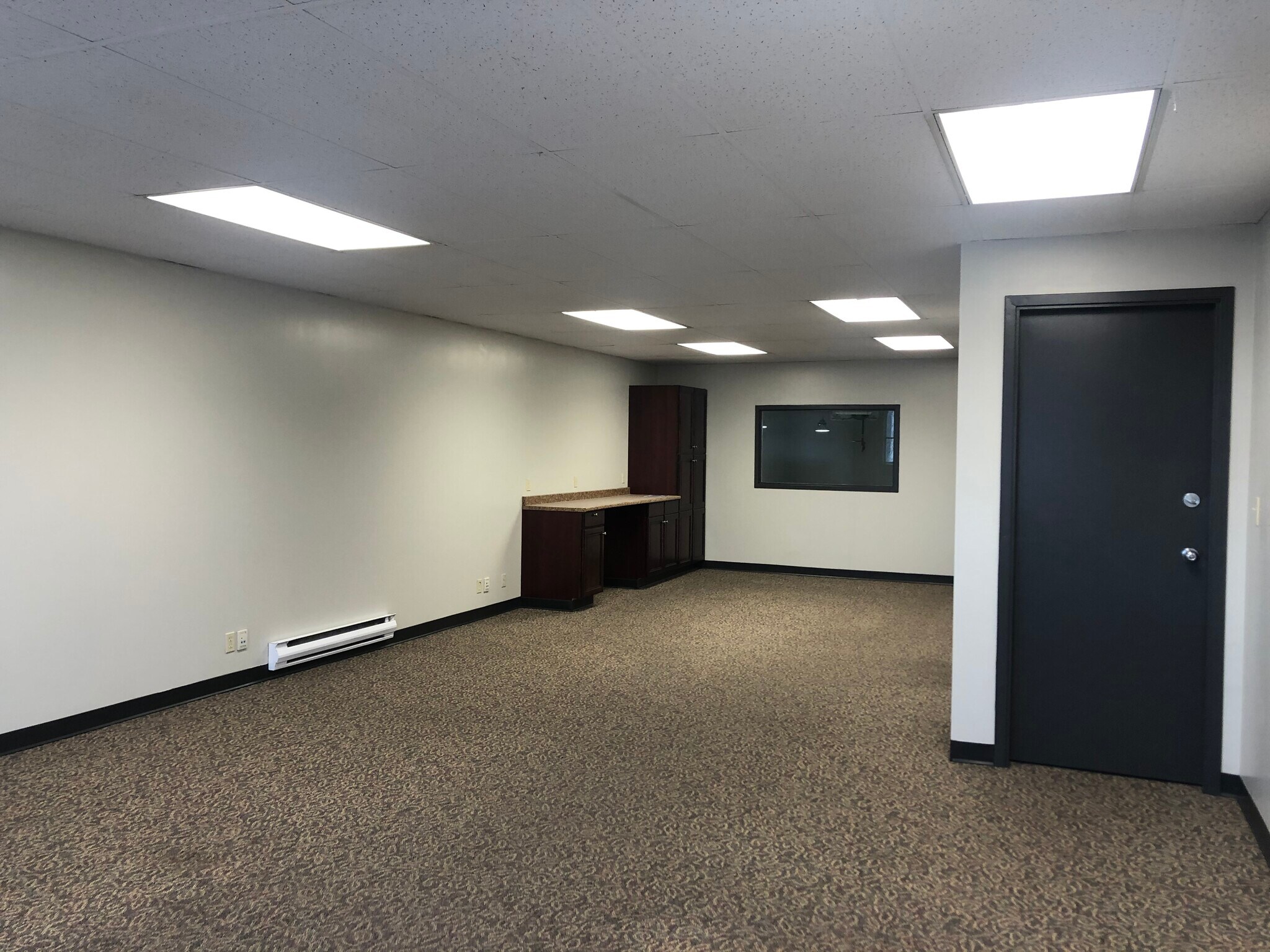 4321 14th St NE, Calgary, AB à vendre Photo intérieure- Image 1 de 1