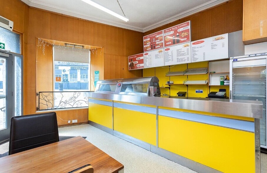 2-4 Townhall St, Inverkeithing à vendre - Photo intérieure - Image 2 de 5