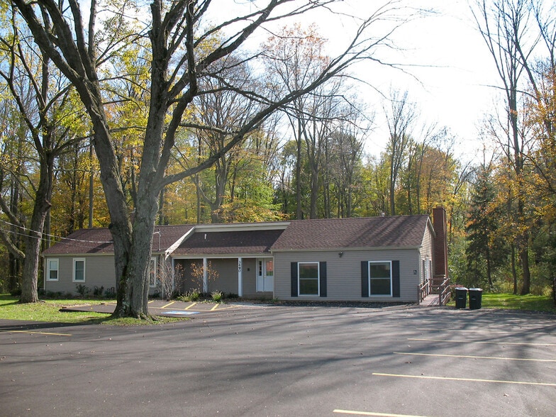 3490 Ridgewood Rd, Akron, OH for lease - Building Photo - Image 3 of 3
