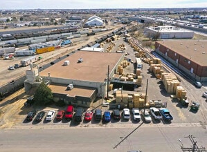 4600 N Monaco St, Denver, CO à louer Photo du bâtiment- Image 2 de 3