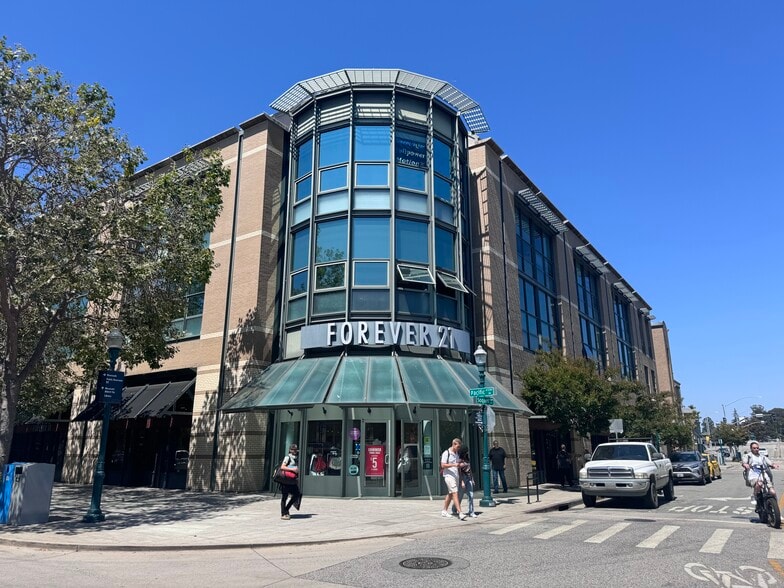 1200 Pacific Ave, Santa Cruz, CA for lease - Building Photo - Image 3 of 10