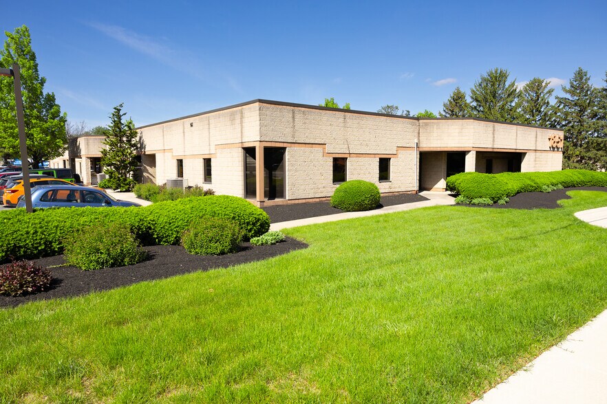 1851 Charter Ln, Lancaster, PA à louer - Photo du bâtiment - Image 2 de 4