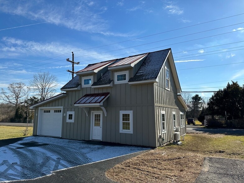 2 Dark Hollow Rd, Pipersville, PA for lease - Building Photo - Image 2 of 14