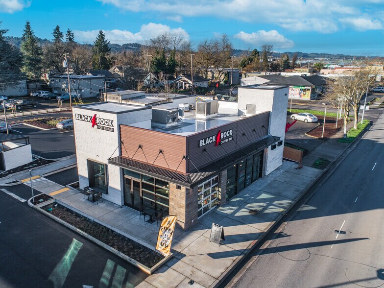 1320 W 7th Ave, Eugene, OR à vendre - Photo du bâtiment - Image 3 de 15
