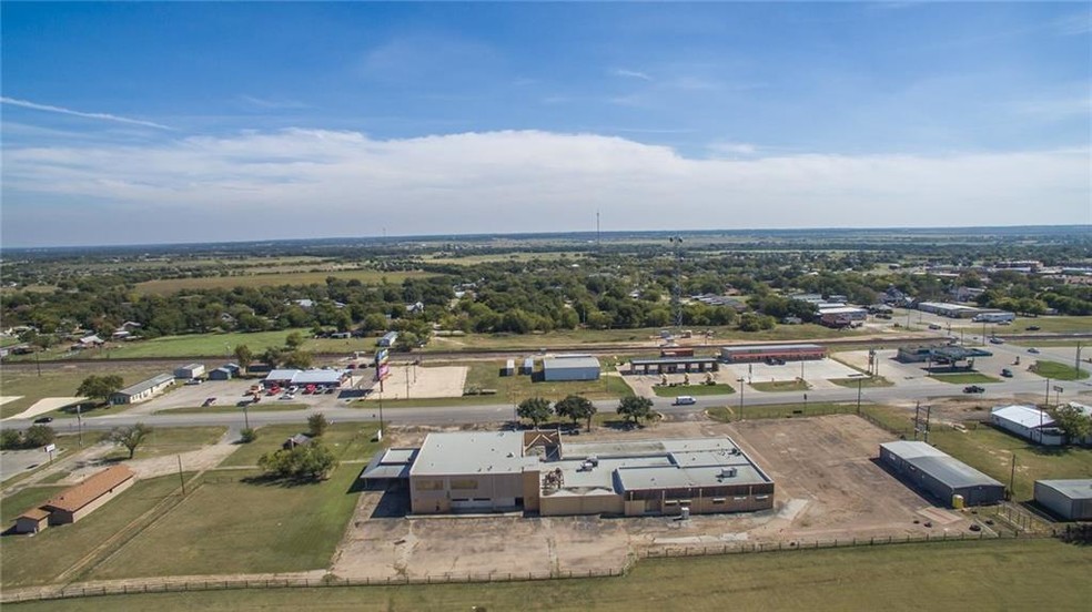 201 N Hwy 174, Rio Vista, TX à vendre - Autre - Image 1 de 1