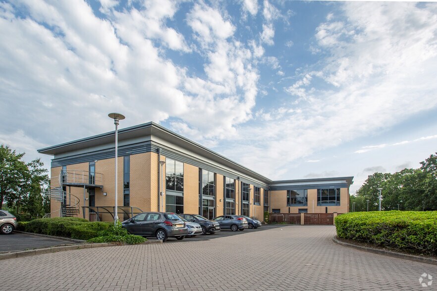 Blythe Gate, Solihull à louer - Photo du bâtiment - Image 3 de 9