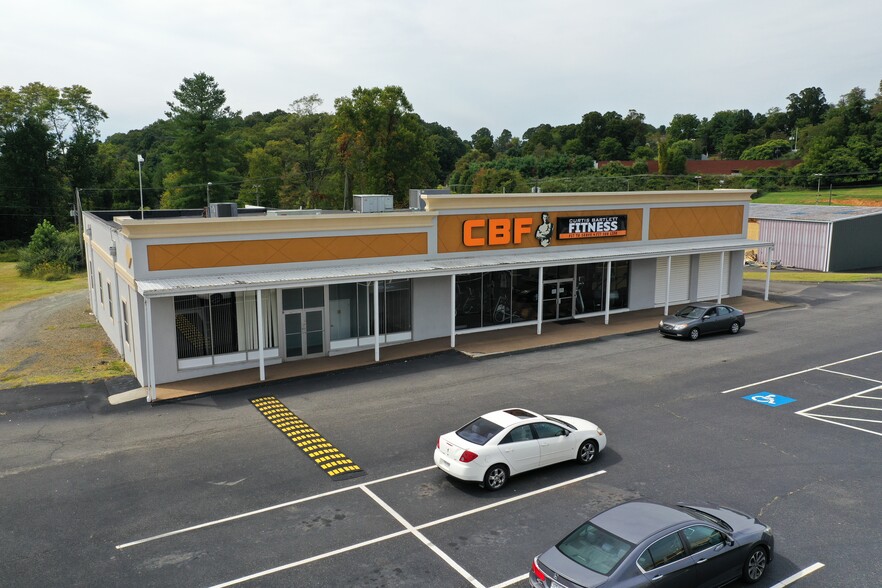 544 E Stuart Dr, Galax, VA for lease - Building Photo - Image 3 of 5