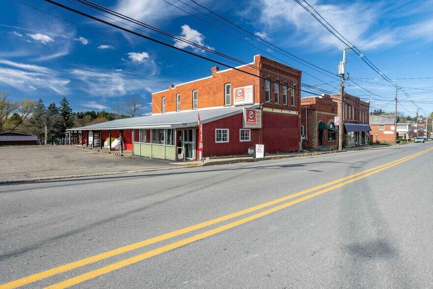 527 Main St, Ulysses, PA à vendre - Photo du bâtiment - Image 1 de 29