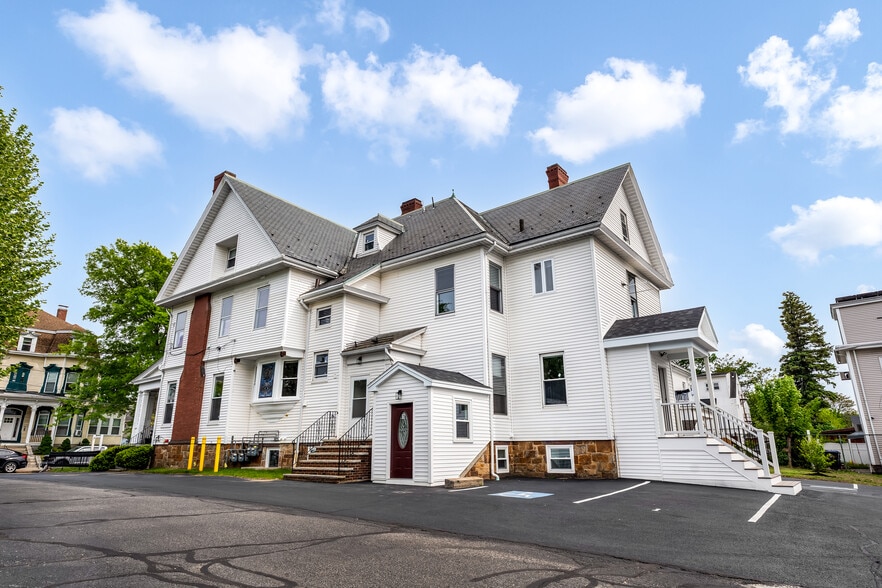 180 Jackson St, Lawrence, MA à louer - Photo du bâtiment - Image 2 de 4