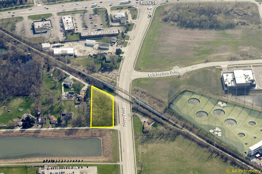 Ferry -1, Warrenville, IL à vendre - Photo du bâtiment - Image 2 de 3