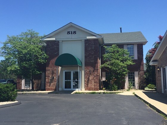 515 Woodcrest Dr, Bloomington, IN for lease - Building Photo - Image 2 of 32