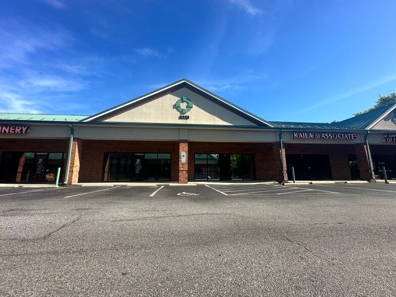 6320 Five Mile Centre Park, Fredericksburg, VA for sale - Building Photo - Image 2 of 8