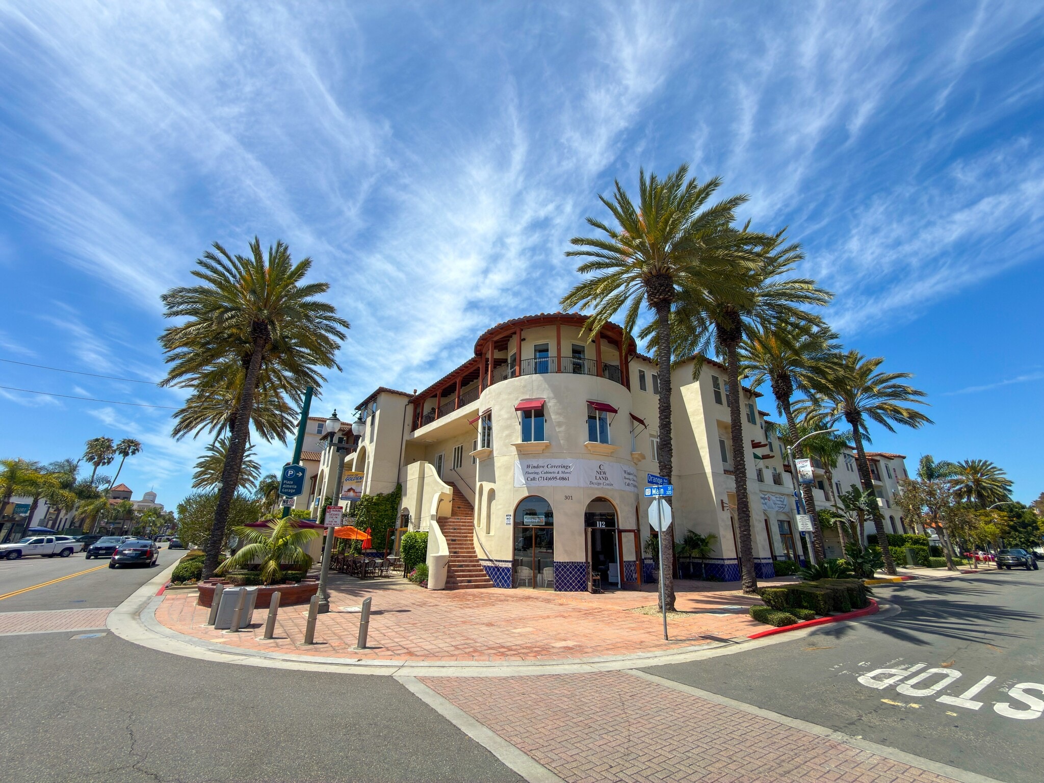 301 N Main St, Huntington Beach, CA for lease Primary Photo- Image 1 of 8