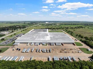 Plus de détails pour 2055 S Main St, Mcgregor, TX - Industriel à louer