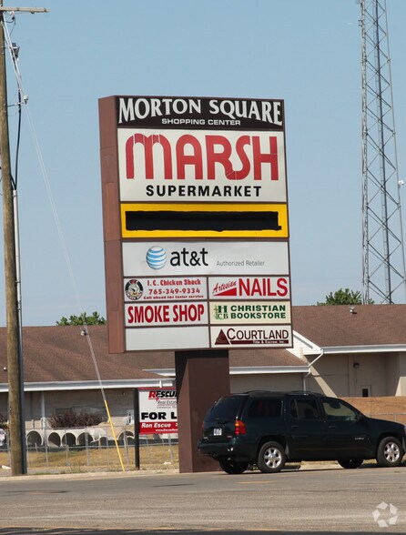 195 Morton Ave, Martinsville, IN à louer - Photo du bâtiment - Image 2 de 3